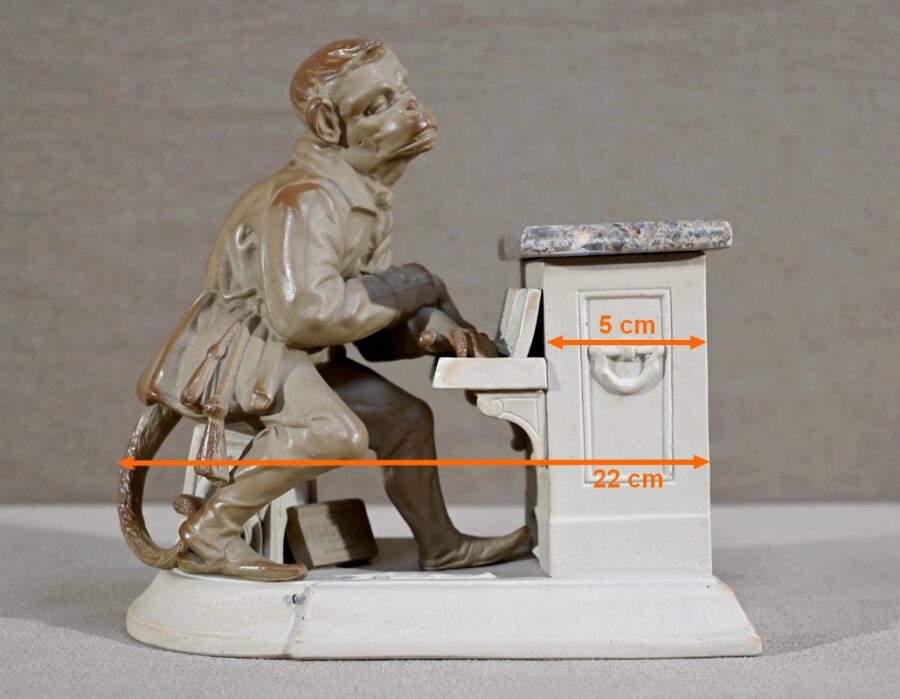 Pot à Tabac en Biscuit et Grès « Singe Mélomane », Manufacture Sarreguemines – Fin XIXe – Image 21