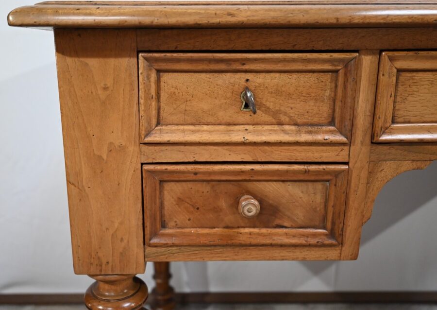 Petit Bureau en Noyer, style Louis XVI – Fin XIXe – Image 8