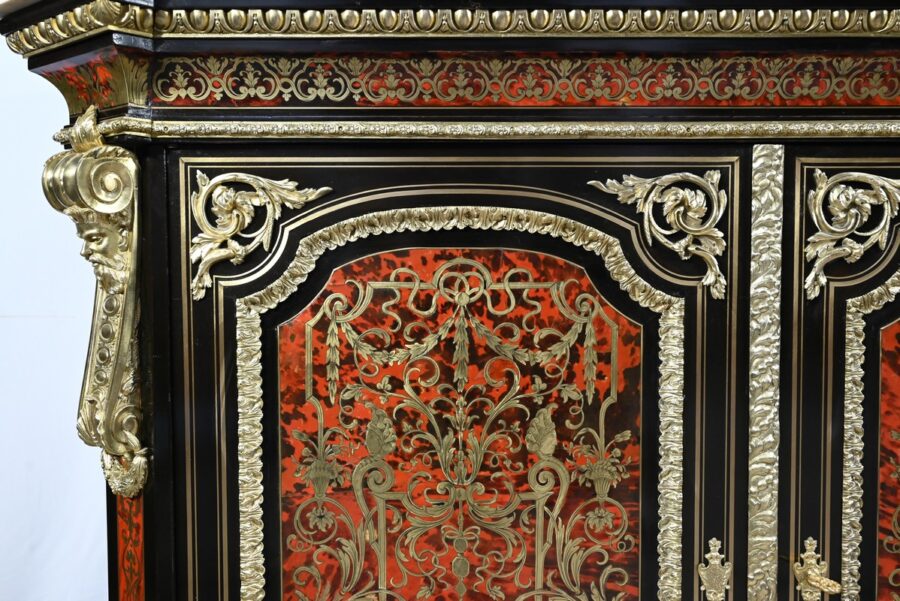 Buffet en Marqueterie « Boulle », époque Napoléon III – Milieu XIXe – Image 9