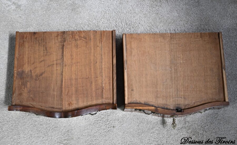 Petite Table Chiffonnière en Bois de Rose et Noyer, style Louis XV – 2ème Moitié XIXe – Image 23