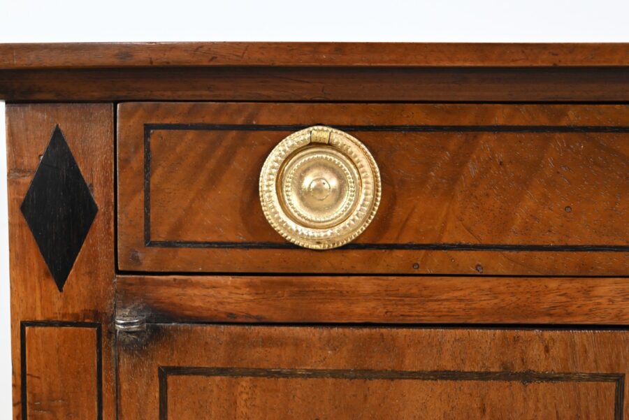 Petit Meuble de Salon en Noyer, style Transition Louis XVI / Directoire – 1ère Partie XIXe – Image 9