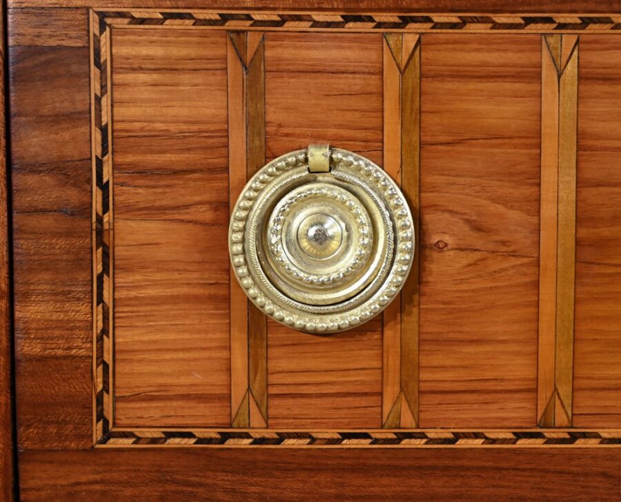 Petite Commode Sauteuse en Acajou et Bois de Rose, époque Louis XVI – XVIIIe – Image 13