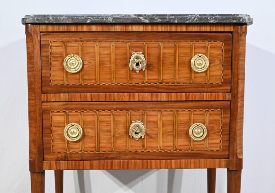 Petite Commode Sauteuse en Acajou et Bois de Rose, époque Louis XVI – XVIIIe – Image 9