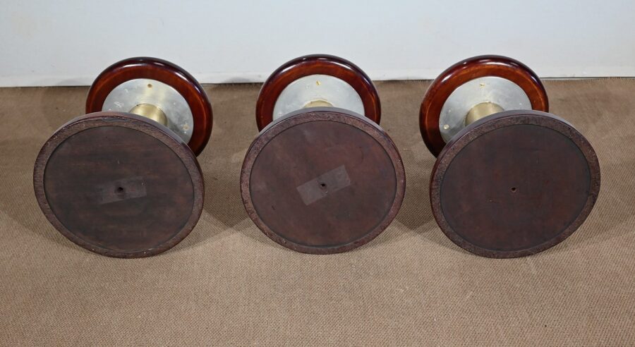 Suite de 3 Tabourets de Salon Paquebot, en Acajou et Laiton, Angleterre – Début XXe – Image 7