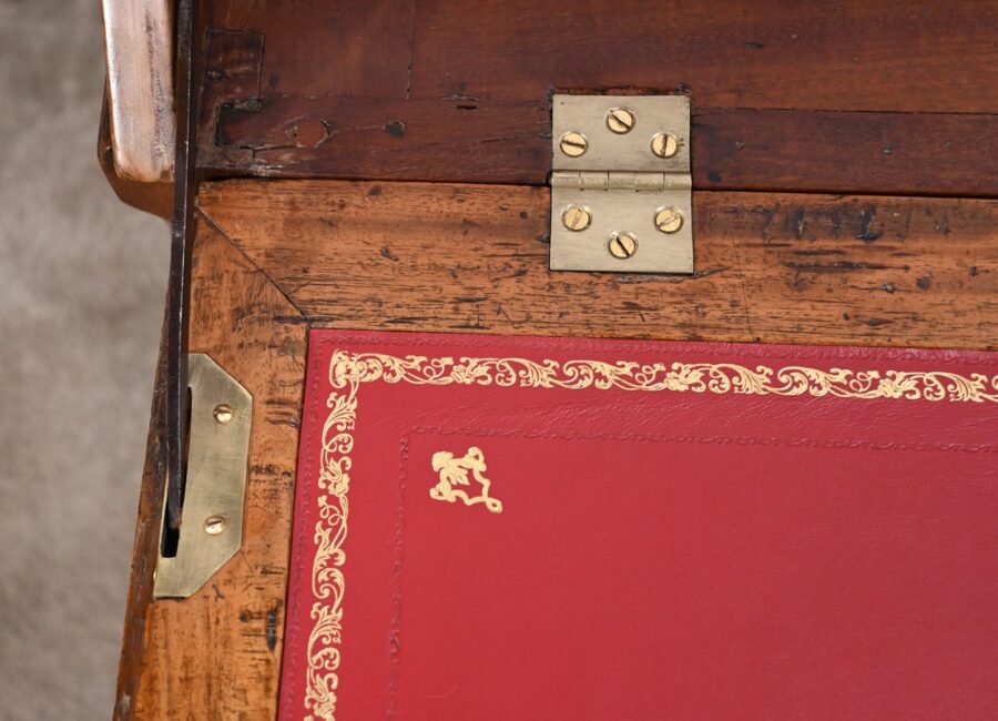 Commode Scriban de Port en Acajou de Saint Martin et de Cuba, époque Louis XV – XVIIIe – Image 24