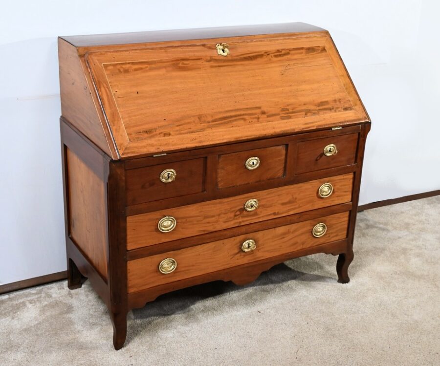 Commode Scriban de Port en Acajou de Saint Martin et de Cuba, époque Louis XV – XVIIIe – Image 3