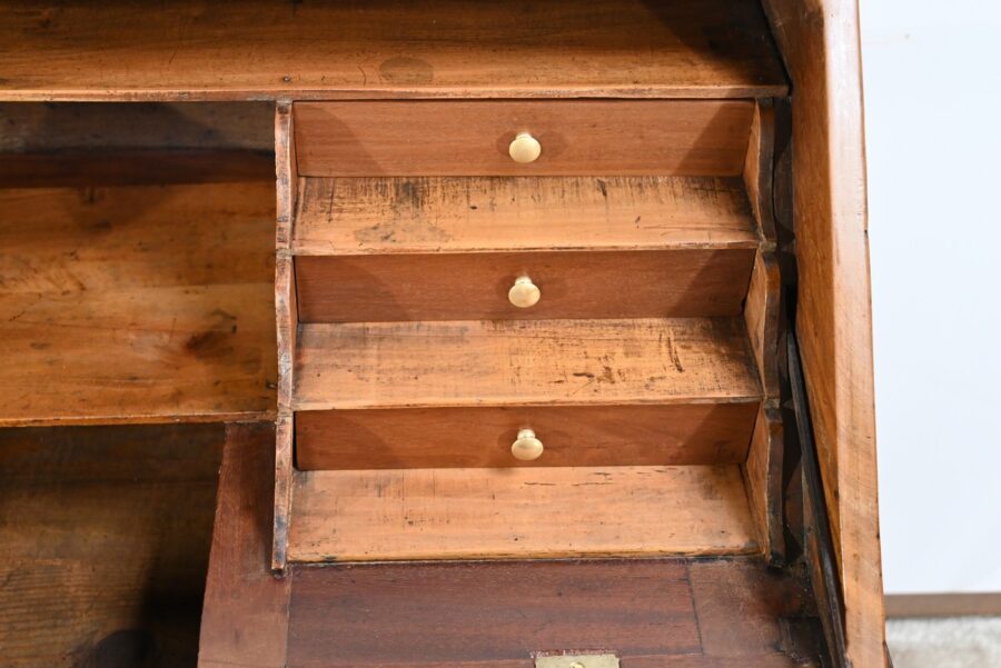 Commode Scriban de Port en Acajou de Saint Martin et de Cuba, époque Louis XV – XVIIIe – Image 29