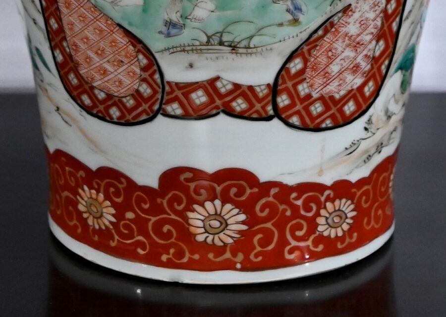 Grand Vase en Porcelaine Japonaise – Fin XIXe – Image 8