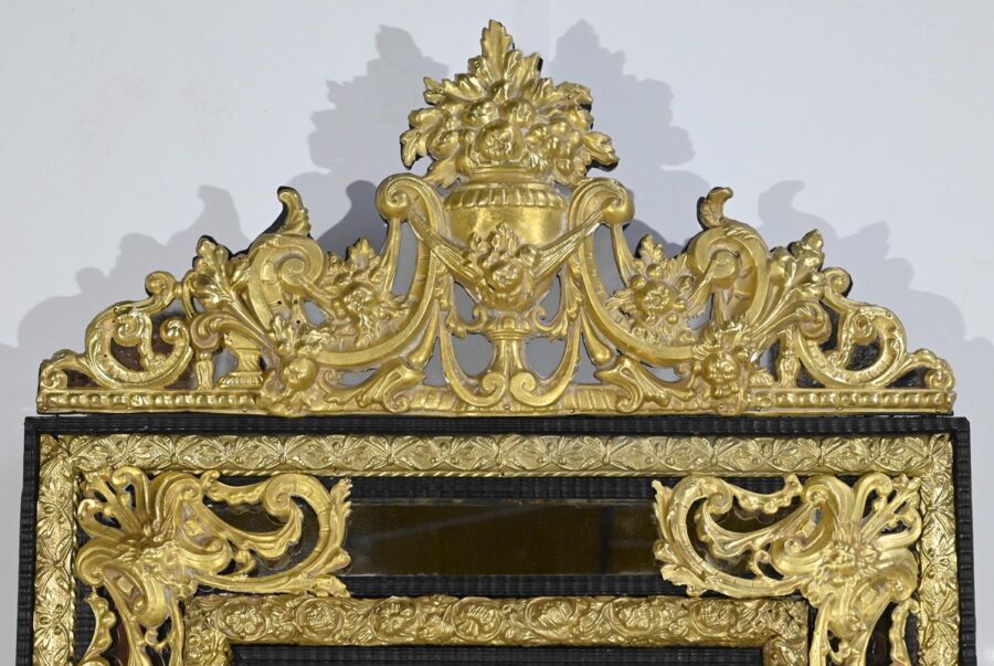 Miroir à Parcloses en Laiton, époque Napoléon III – Milieu XIXe – Image 5