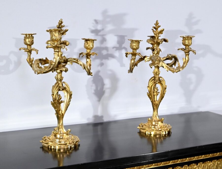 Paire de Candélabres en Bronze Doré, style Louis XV – Fin XIXe – Image 2