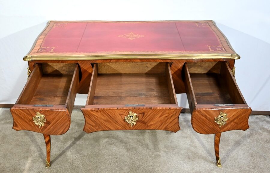 Bureau de Milieu en Bois Précieux, style Louis XV – Début XXe – Image 26