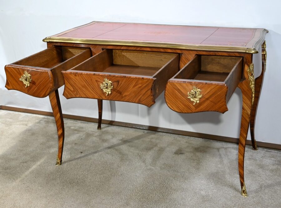 Bureau de Milieu en Bois Précieux, style Louis XV – Début XXe – Image 4