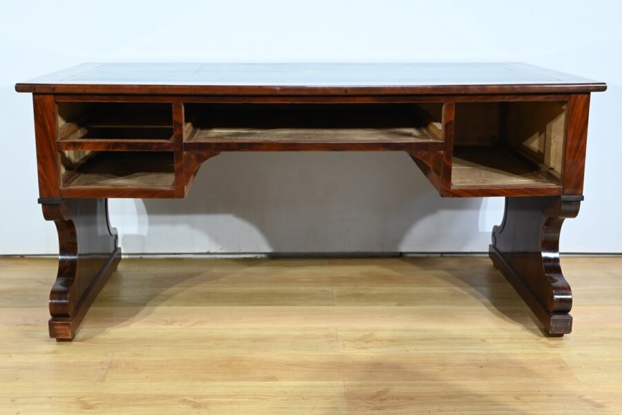 Important Bureau de Propriété en Ronce d’Acajou, époque Restauration – Début XIXe – Image 29