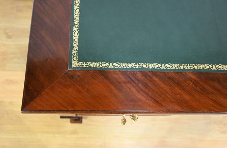 Important Bureau de Propriété en Ronce d’Acajou, époque Restauration – Début XIXe – Image 6