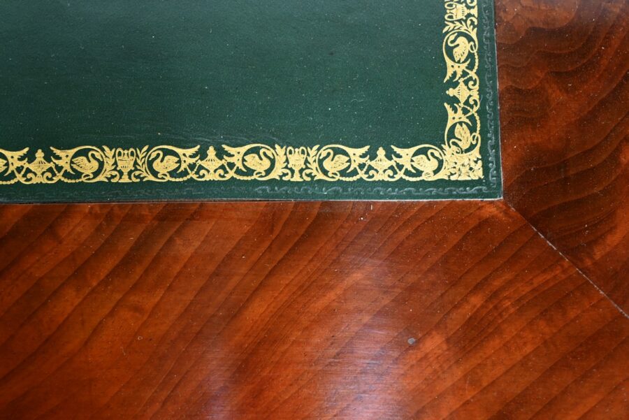 Important Bureau de Propriété en Ronce d’Acajou, époque Restauration – Début XIXe – Image 8