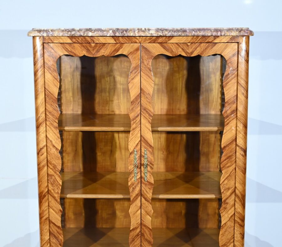 Petite Vitrine en Bois de Rose, style Louis XV – Début XXe – Image 8