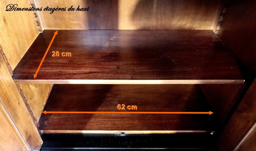 Petit Buffet Deux-Corps en Bois Noirci et Loupe de Thuya, estampillé Gordóvil, goût Renaissance, Espagne – Début XXe – Image 45