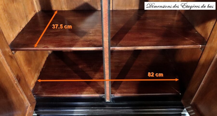 Petit Buffet Deux-Corps en Bois Noirci et Loupe de Thuya, estampillé Gordóvil, goût Renaissance, Espagne – Début XXe – Image 47