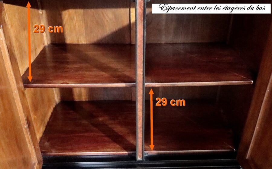 Petit Buffet Deux-Corps en Bois Noirci et Loupe de Thuya, estampillé Gordóvil, goût Renaissance, Espagne – Début XXe – Image 48