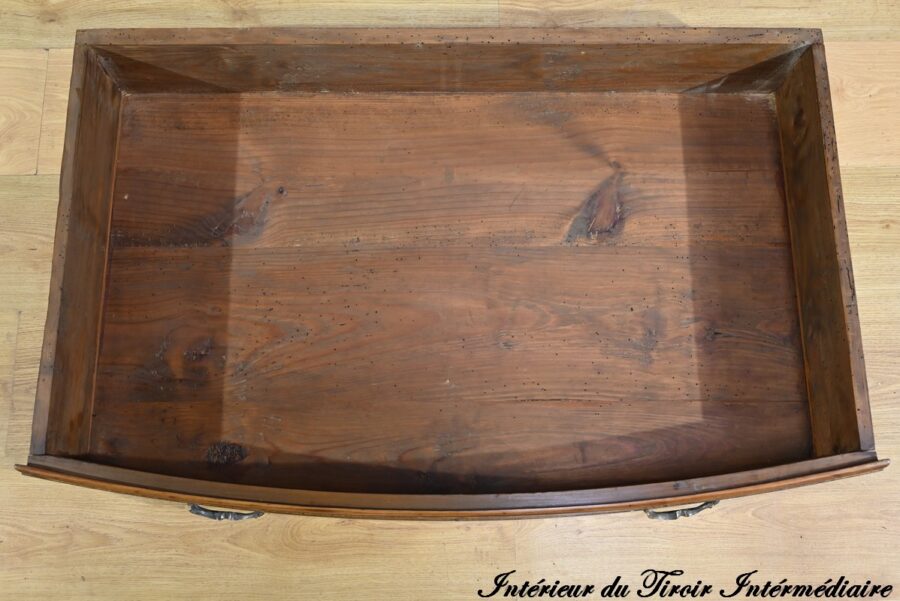 Commode en Merisier Massif, époque Transition Louis XIV / Régence – Début XVIIIe – Image 24