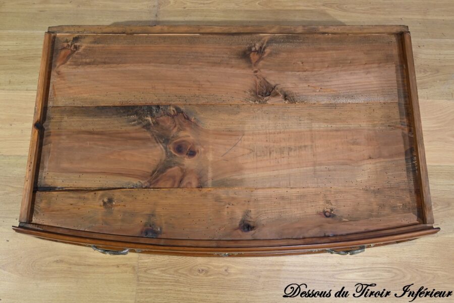 Commode en Merisier Massif, époque Transition Louis XIV / Régence – Début XVIIIe – Image 27