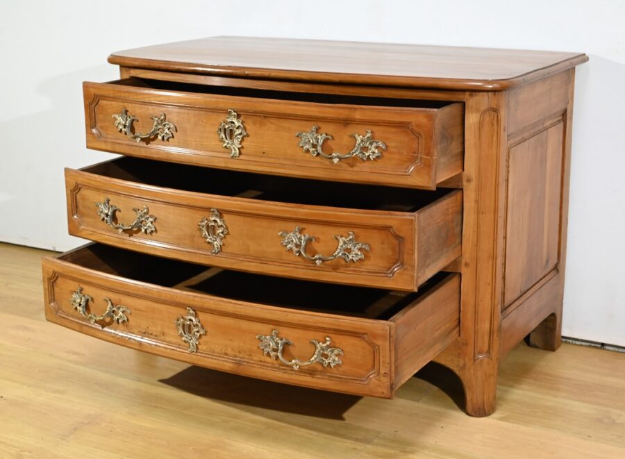 Commode en Merisier Massif, époque Transition Louis XIV / Régence – Début XVIIIe – Image 5