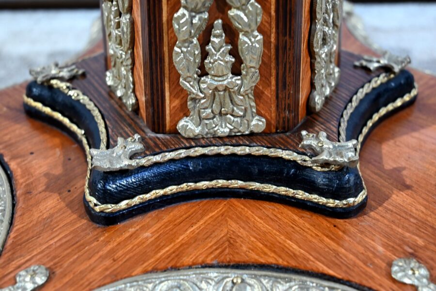 Guéridon en Bois Précieux, style Restauration, époque Napoléon III – Milieu XIXe – Image 15