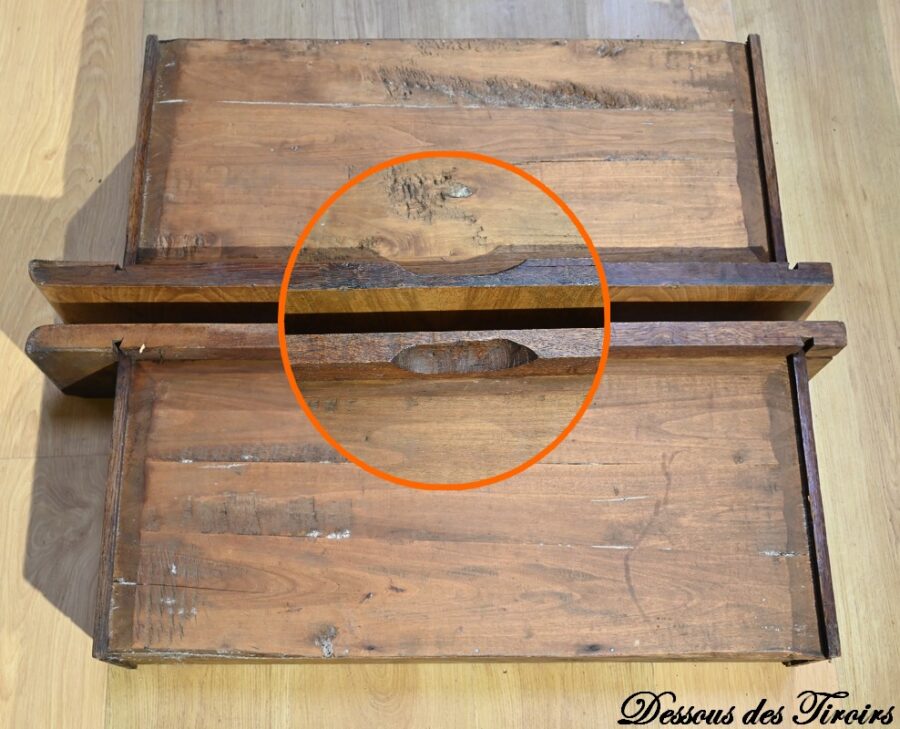Importante Bibliothèque de Propriété en Noyer, époque Restauration – Début XIXe – Image 21