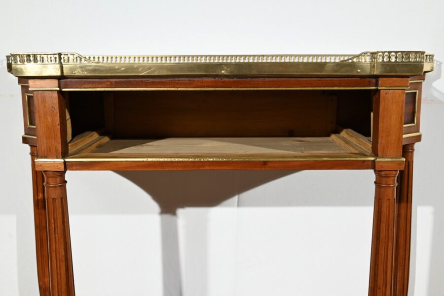 Petite Console en Acajou, époque Louis XVI – Fin XVIIIe – Image 24