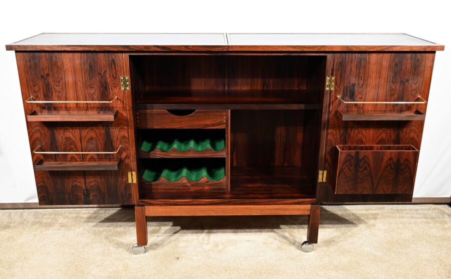 Bar Scandinave à Roulettes en Palissandre de Rio, signé Torbjørn Afdal pour Bruksbo – 1960 – Image 10
