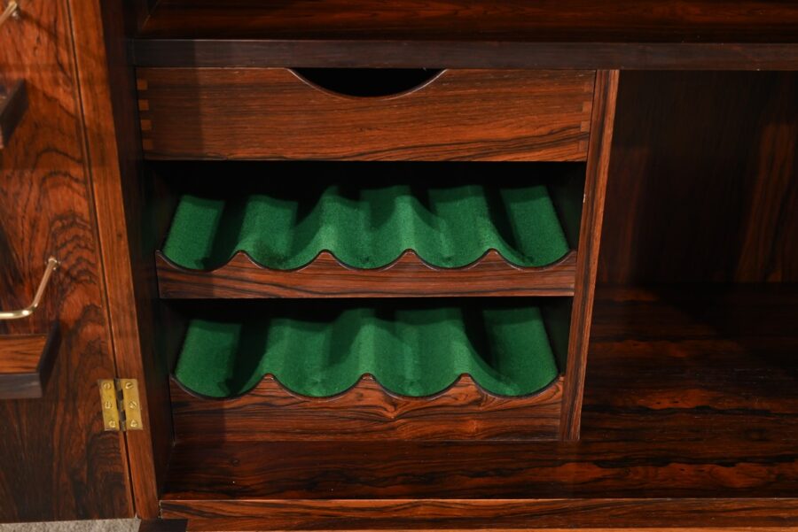 Bar Scandinave à Roulettes en Palissandre de Rio, signé Torbjørn Afdal pour Bruksbo – 1960 – Image 22