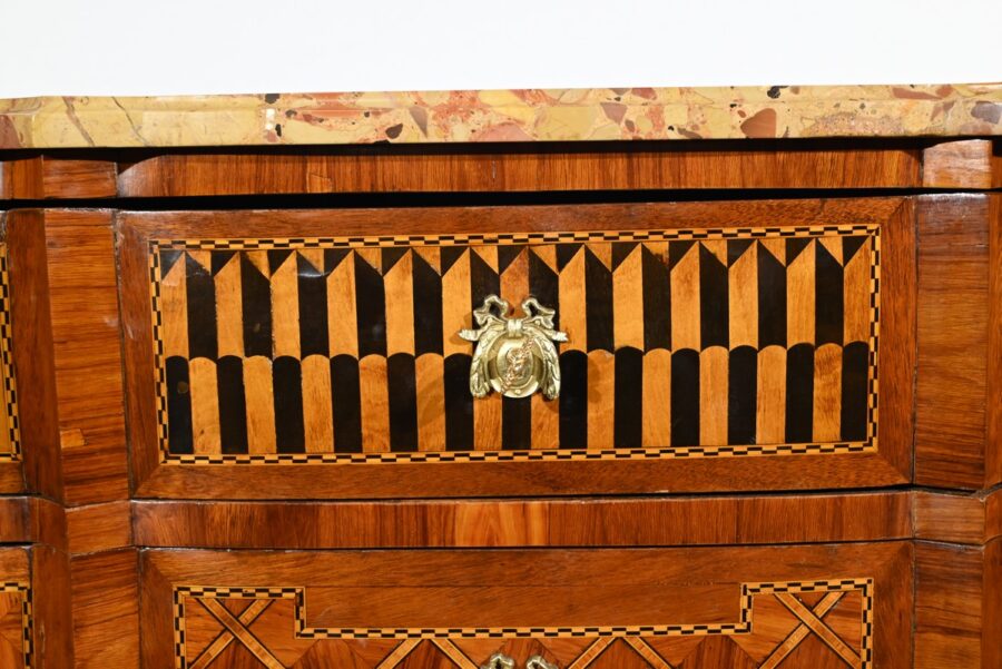 Commode en Bois de Rose et Acajou, style Transition Louis XV / Louis XVI – Fin XIXe – Image 14