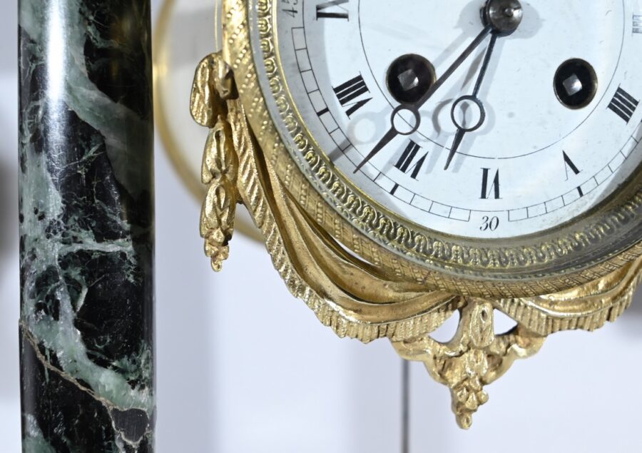 Importante Garniture de Cheminée en Régule et Marbre – Fin XIXe – Image 11