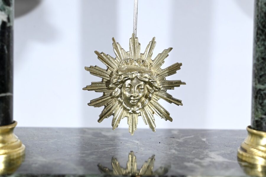 Importante Garniture de Cheminée en Régule et Marbre – Fin XIXe – Image 16