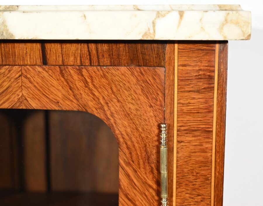 Meuble Vitrine en Bois de Rose, style Louis XVI – Fin XIXe – Image 11