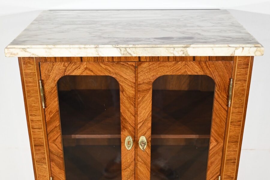 Meuble Vitrine en Bois de Rose, style Louis XVI – Fin XIXe – Image 5