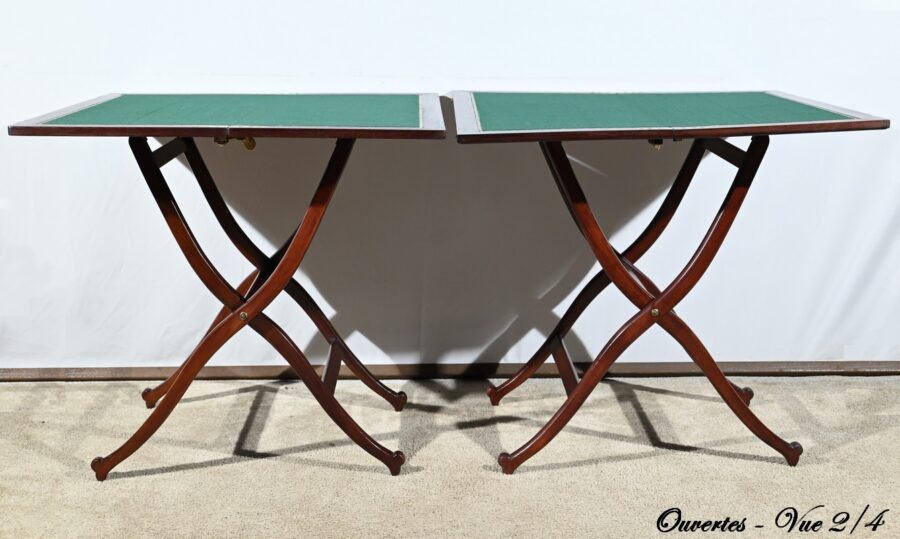 Paire de Tables de Jeux en Acajou, estampillées H.J. Linton – 1920 – Image 16