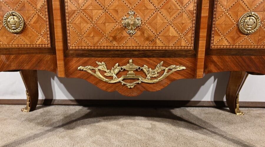Commode en Bois de Rose et Amarante, style Transition Louis XV / Louis XVI – Fin XIXe – Image 16