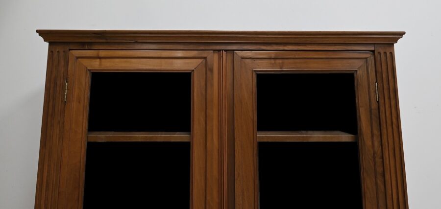 Bibliothèque en Noyer Massif, style Louis XVI – Milieu XIXe – Image 6