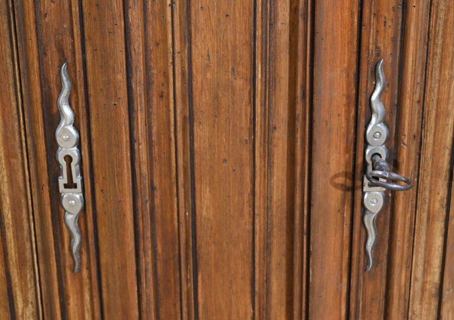 Paire d’Importantes Encoignures de Propriété en Noyer, style Régence – XVIIIe – Image 13