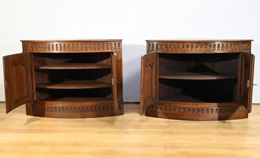 Paire d’Importantes Encoignures de Propriété en Noyer, style Régence – XVIIIe – Image 4