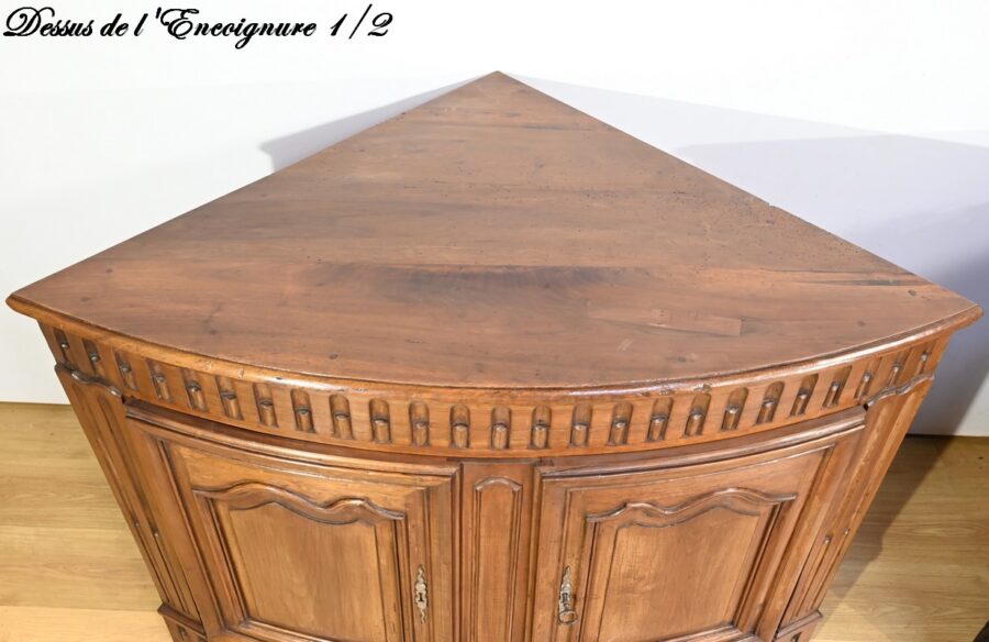 Paire d’Importantes Encoignures de Propriété en Noyer, style Régence – XVIIIe – Image 5