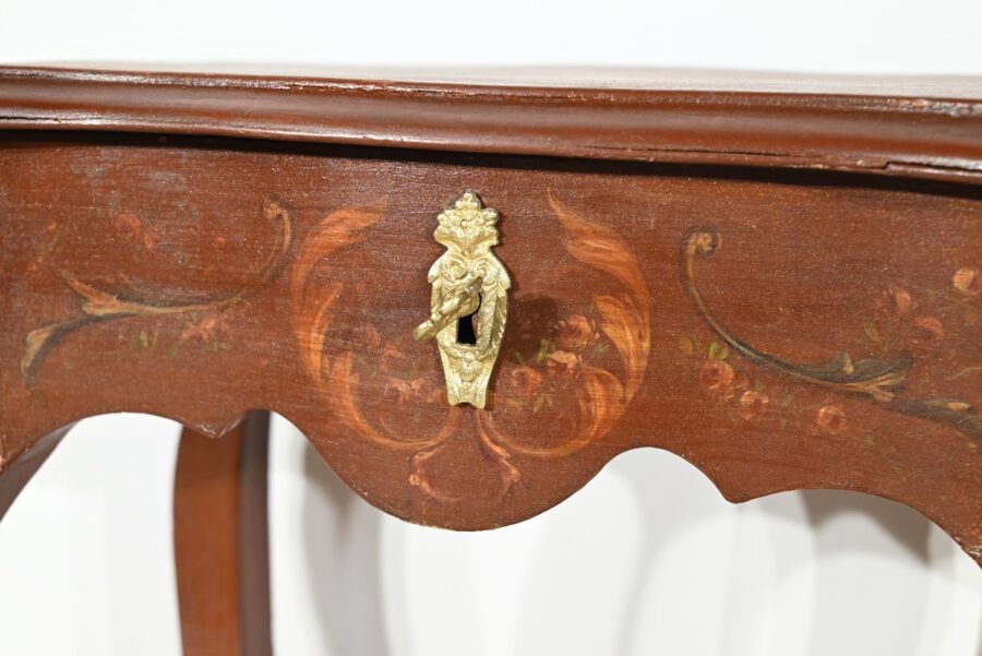 Petite Table à Ouvrage en Bois Laqué, style Louis XV – Fin XIXe – Image 9