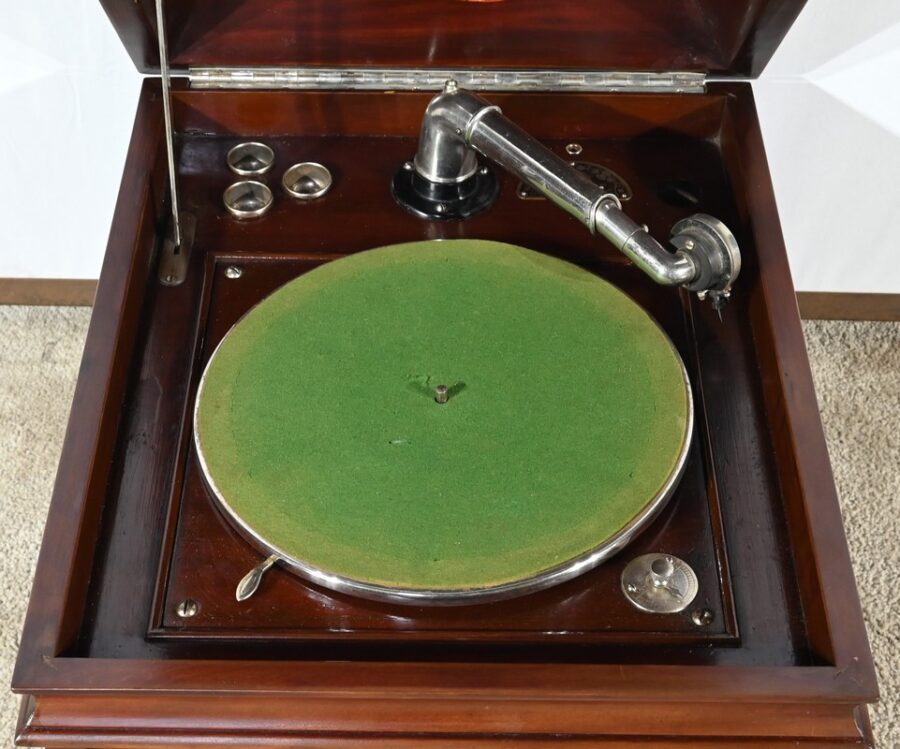 Phonographe Silvertone, Model VII, en Acajou – 1920 – Image 10