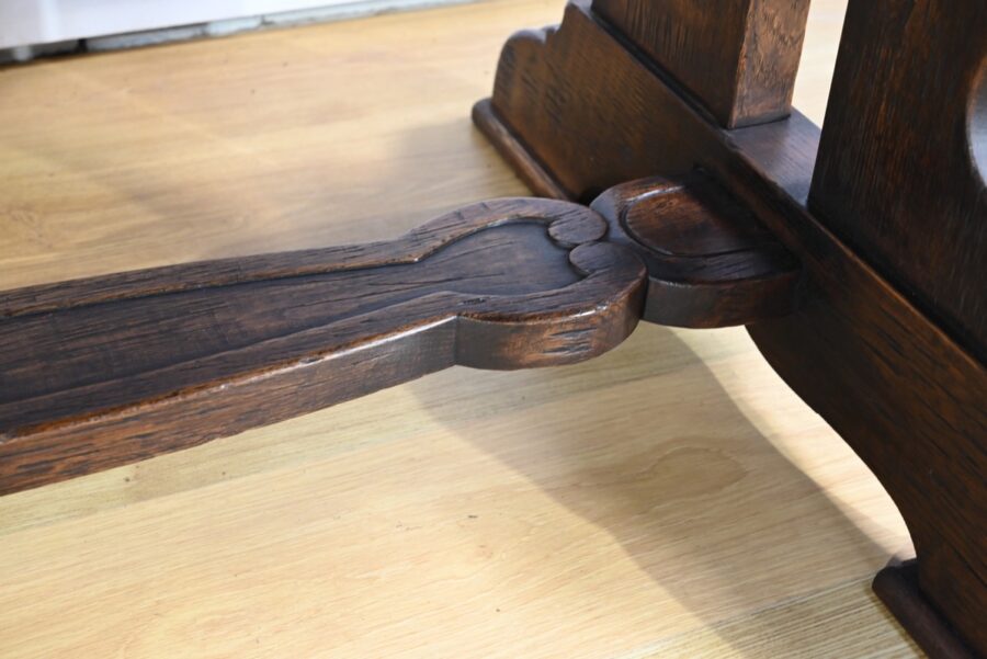 Table Bureau en Chêne, style Néogothique – Début XXe – Image 17
