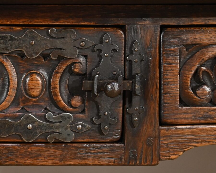 Table Bureau en Chêne, style Néogothique – Début XXe – Image 8
