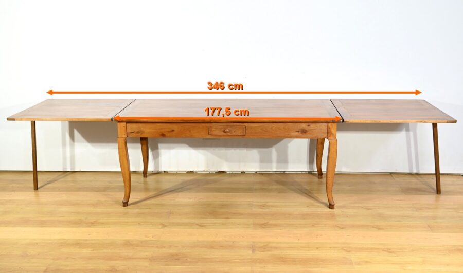 Table Régionale en Merisier, style Louis XV – Milieu XIXe – Image 2