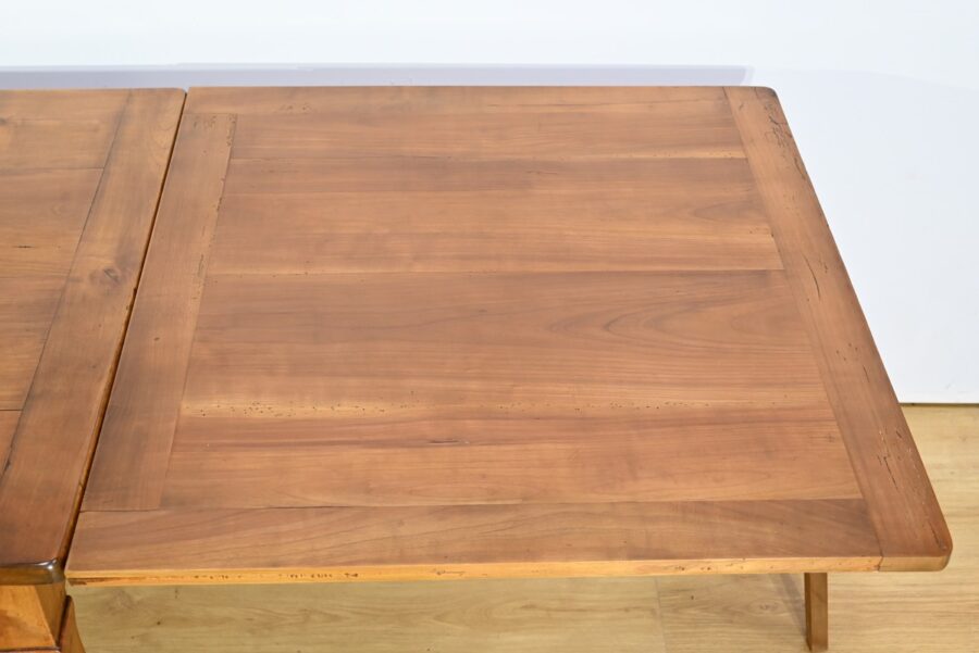 Table Régionale en Merisier, style Louis XV – Milieu XIXe – Image 10