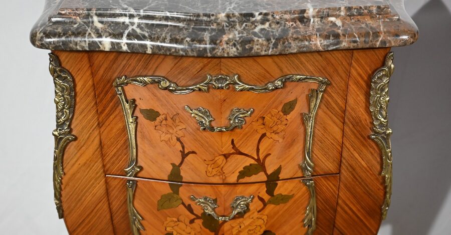Paire de Chevets en Bois de Rose et Marqueteries, style Louis XV - Milieu XXe – Image 10