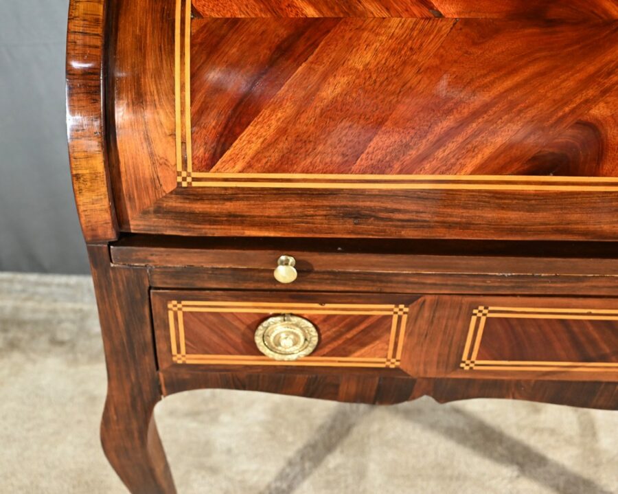 Bureau Cylindre en Acajou et Palissandre, époque Louis XV – 1ère partie XVIIIe – Image 10